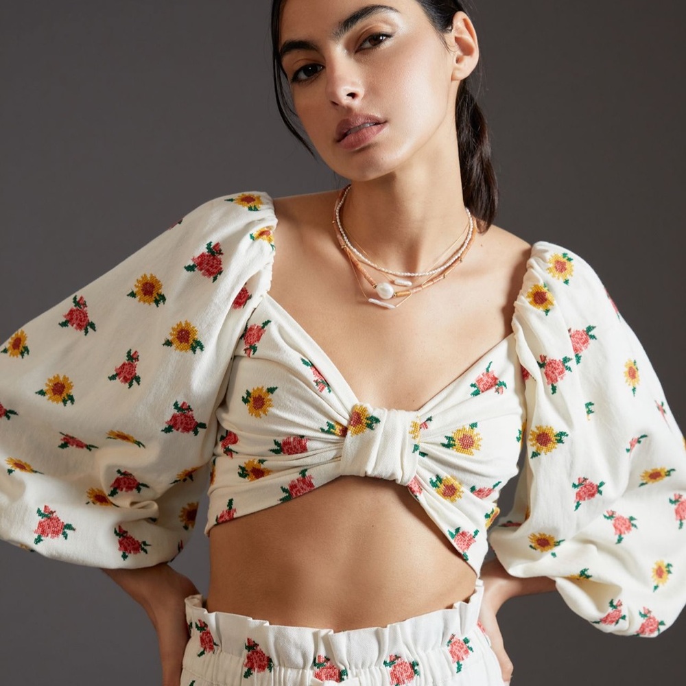 Farm Rio Embroidered Flowers Crop Top XL ✨NWT💫